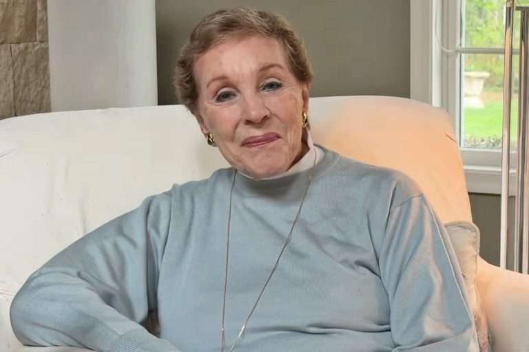 Julie Andrews reaparece a los 90 años con mensaje sobre el Parkinson