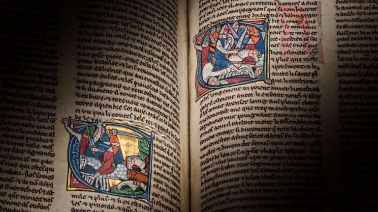 Manuscrito del Rey Arturo de 700 años sale a subasta por hasta US$2,7 millones