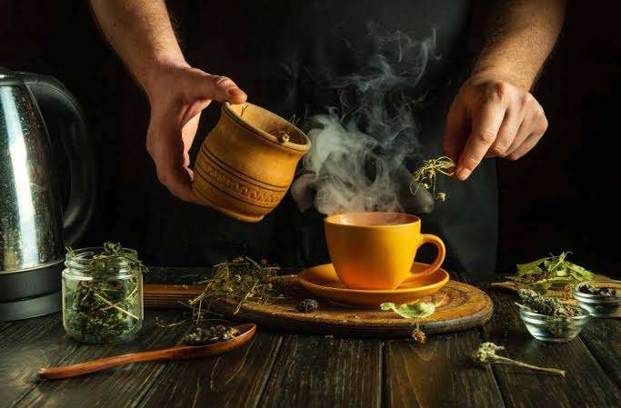 5 infusiones naturales para aliviar la tos y el resfrío