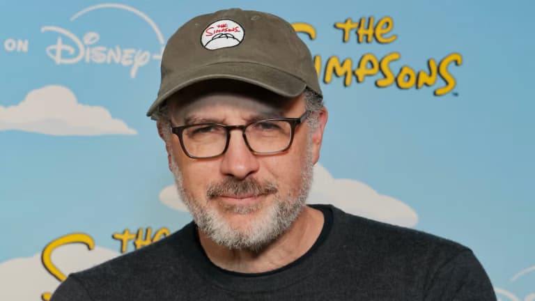 El showrunner de ‘Los Simpsons’ explica por qué evitan la política actual
