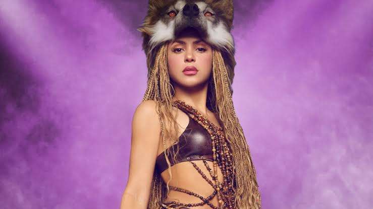 Shakira regresa a las Pirámides de Giza casi 20 años después de su última presentación