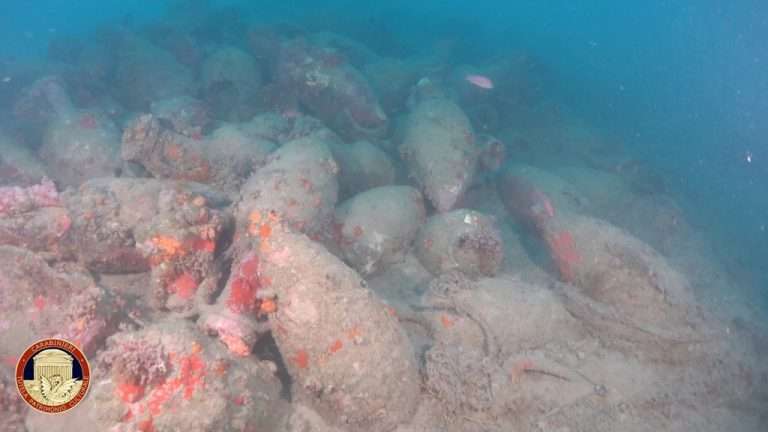 Descubren barco romano de 2.100 años frente a Sicilia